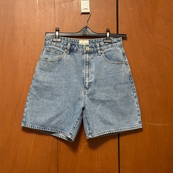 REVOLVE Abrand A Carrie Shorts in Georgia Blue - Picture 3 of 6